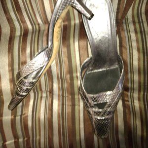 ❤️KATE SPADE New York Made in Italy Silver Metallic Reptile Slides Shoes 6.5